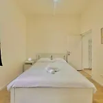 Renove & Scintillant A Bruxelles