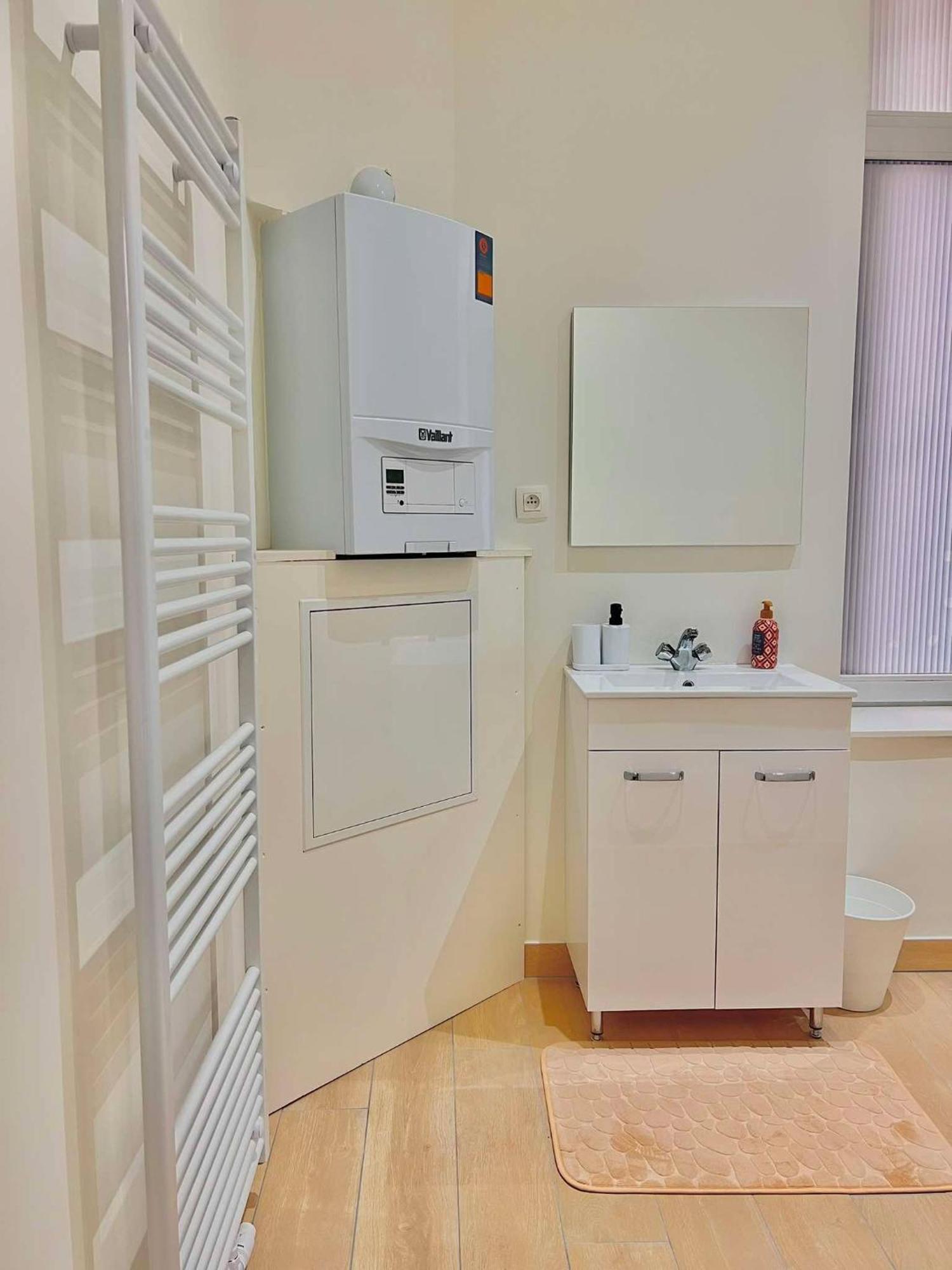 Renove & Scintillant A Apartamento